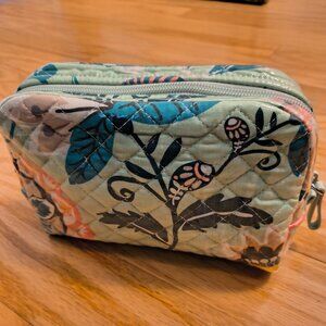 Vera Bradley, Cool Blue Mini Make Up Case